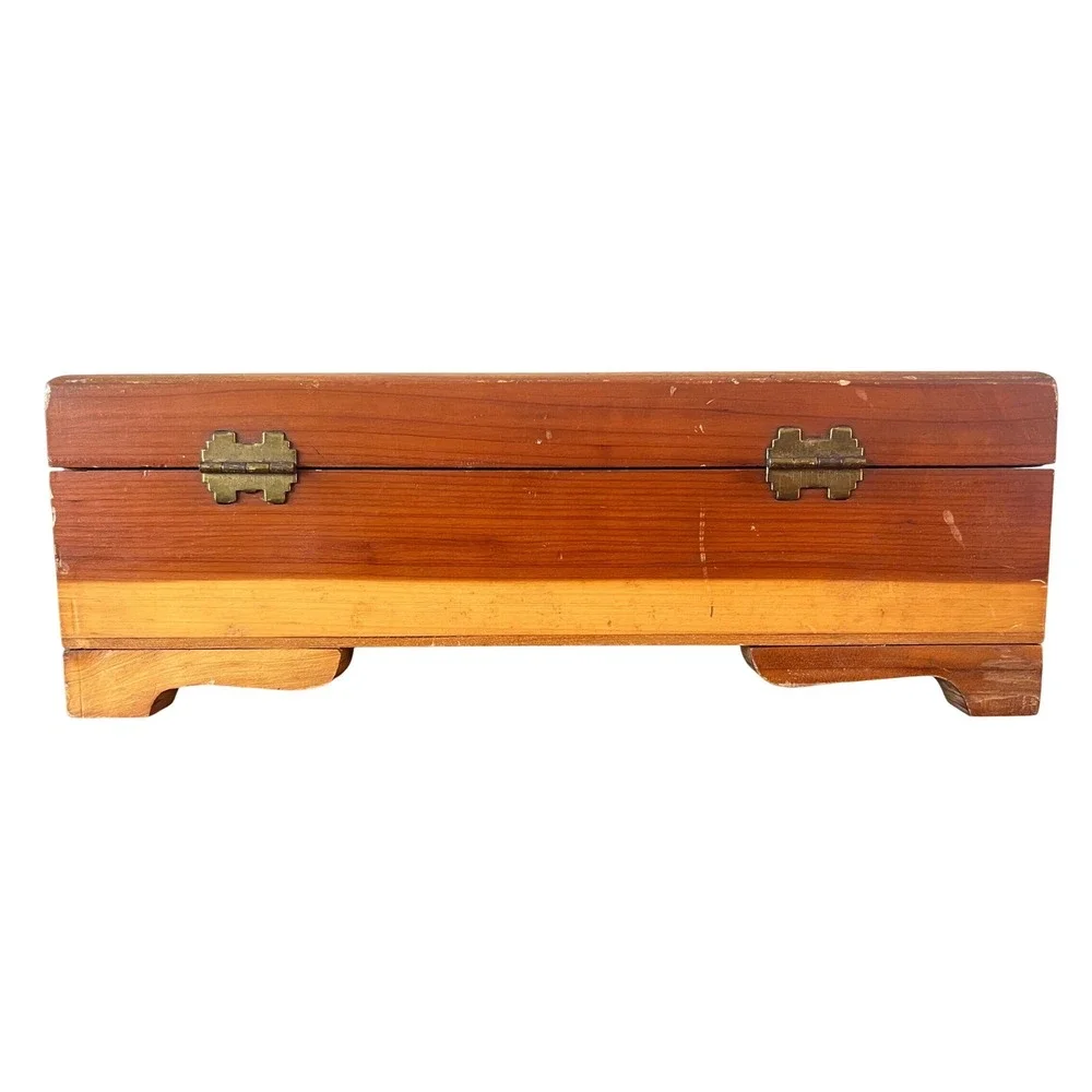 Vintage Cedar Wood Jewelry Keepsake Box Footed Latch Chest Rustic Storage 10.5in